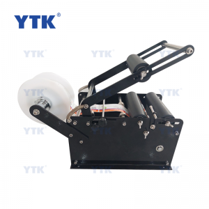 YTK MT30 New Arrival Label Sticking Machine For Round Bottle Manual Labeling Machine Wine Bottle Sticker Label Small Packing Machine 